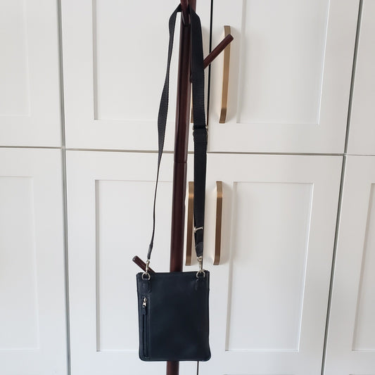 Coach Crossbody Vintage Black Leather Hamptons Slim Messenger Bag Made in USA1