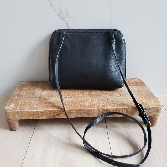 Babaton Aritzia Wentworth Crossbody Bag Black Leather Double Zip Pouch1