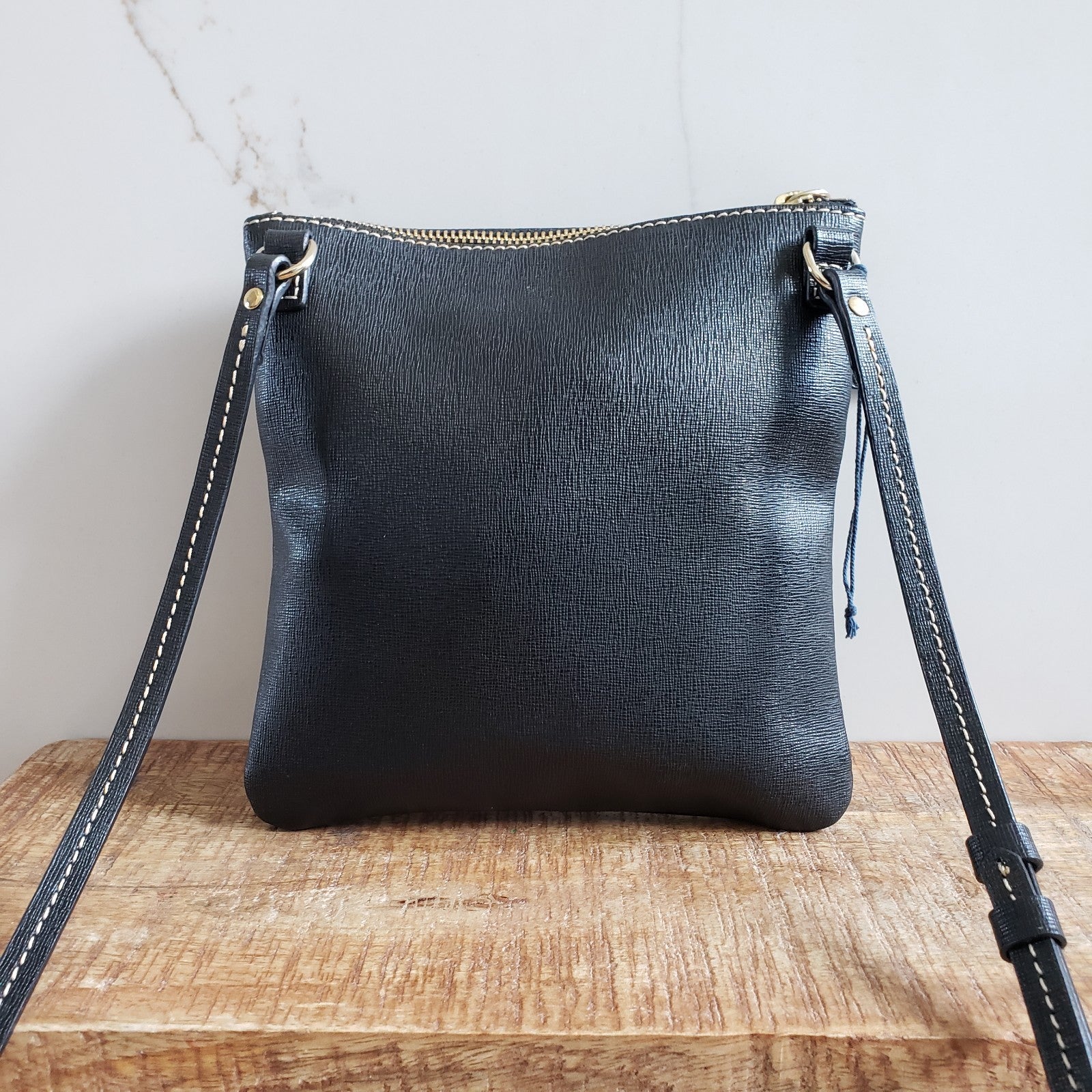 Dooney Bourke Crossbody Bag Black Pebble Grain Leather Double Zip Pouch1
