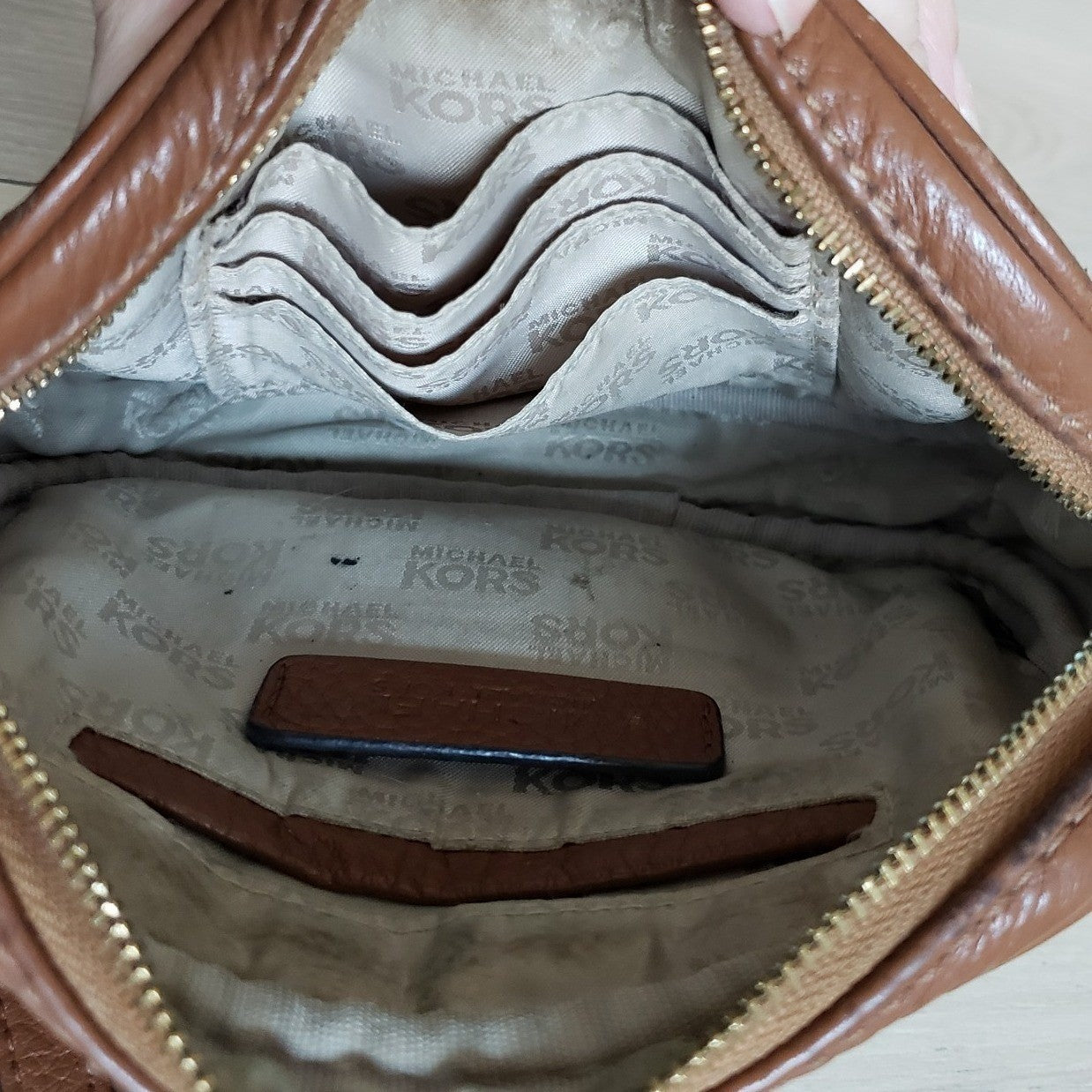 Michael Kors Crossbody Bag Womens Brown Pebbled Leather Mini Purse8