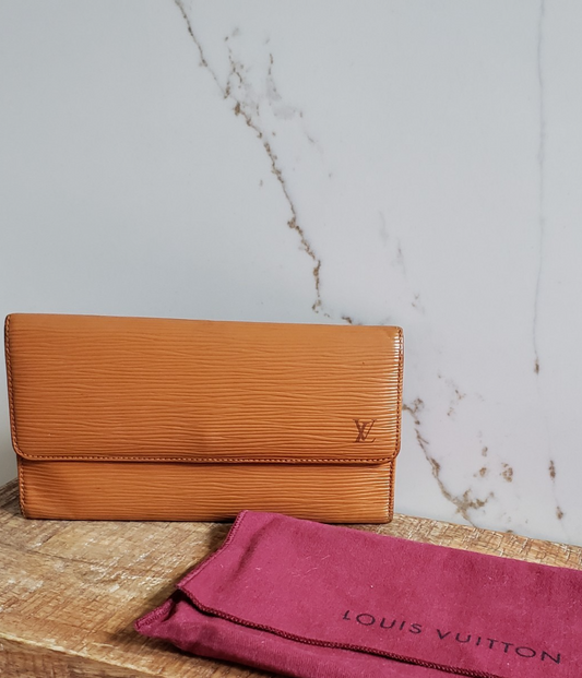 Louis Vuitton Epi Leather Wallet Brown French Flap Clutch VTG Spain LV with Dust0