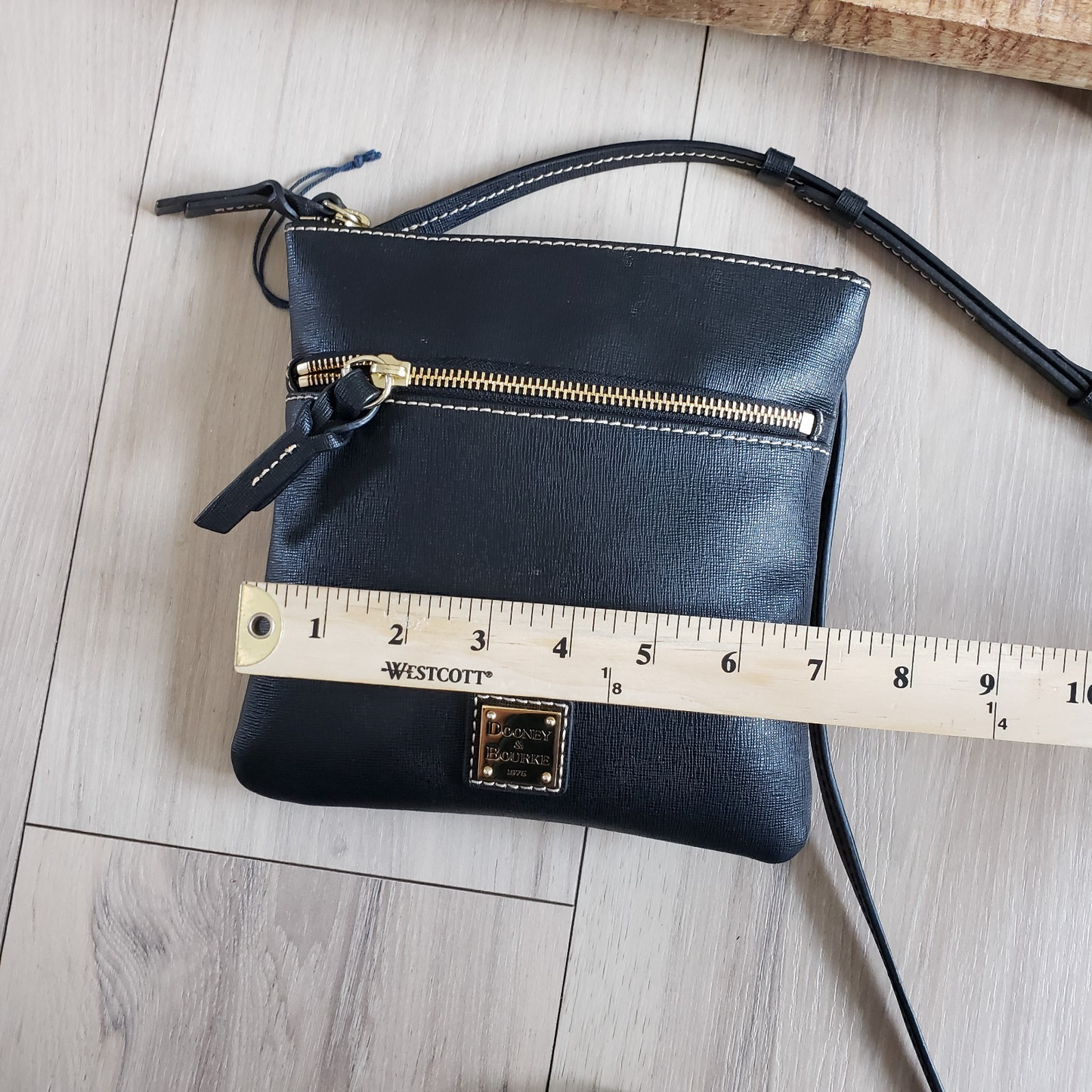 Dooney Bourke Crossbody Bag Black Pebble Grain Leather Double Zip Pouch3