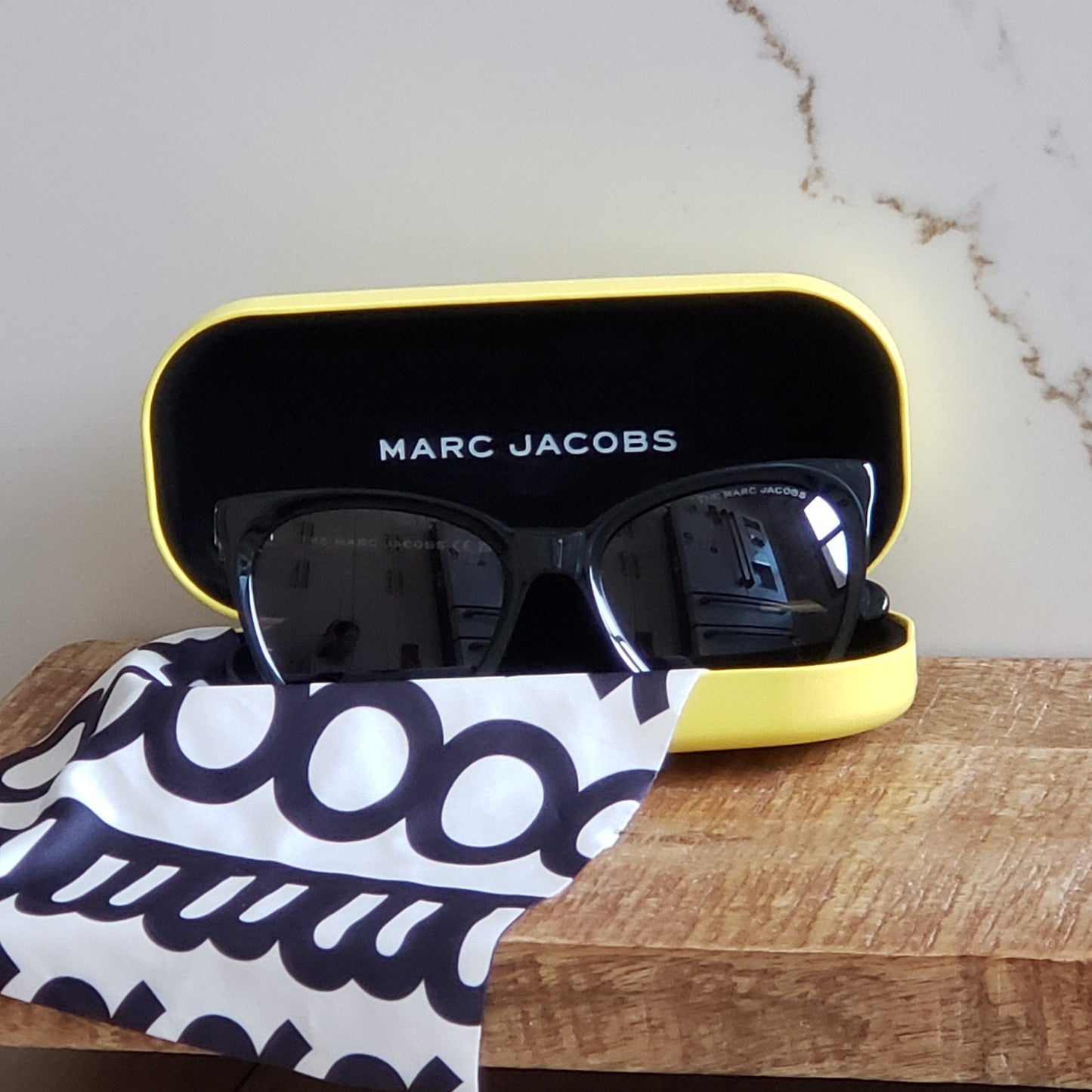 Marc Jacobs Sunglasses Womens Black Square Cat 3 Lens 506FS8