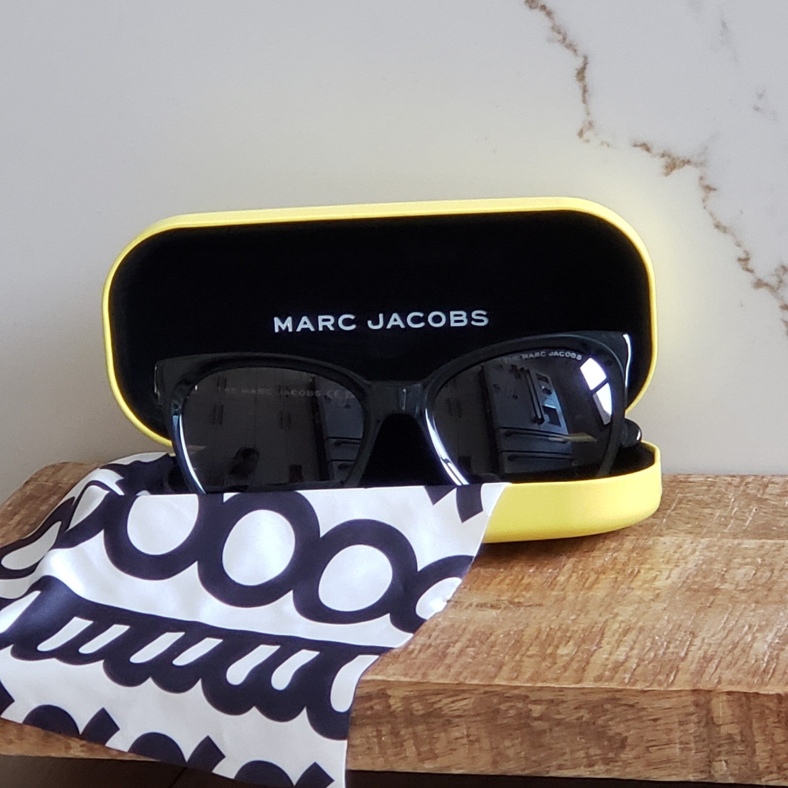 Marc Jacobs Sunglasses Womens Black Square Cat 3 Lens 506FS8