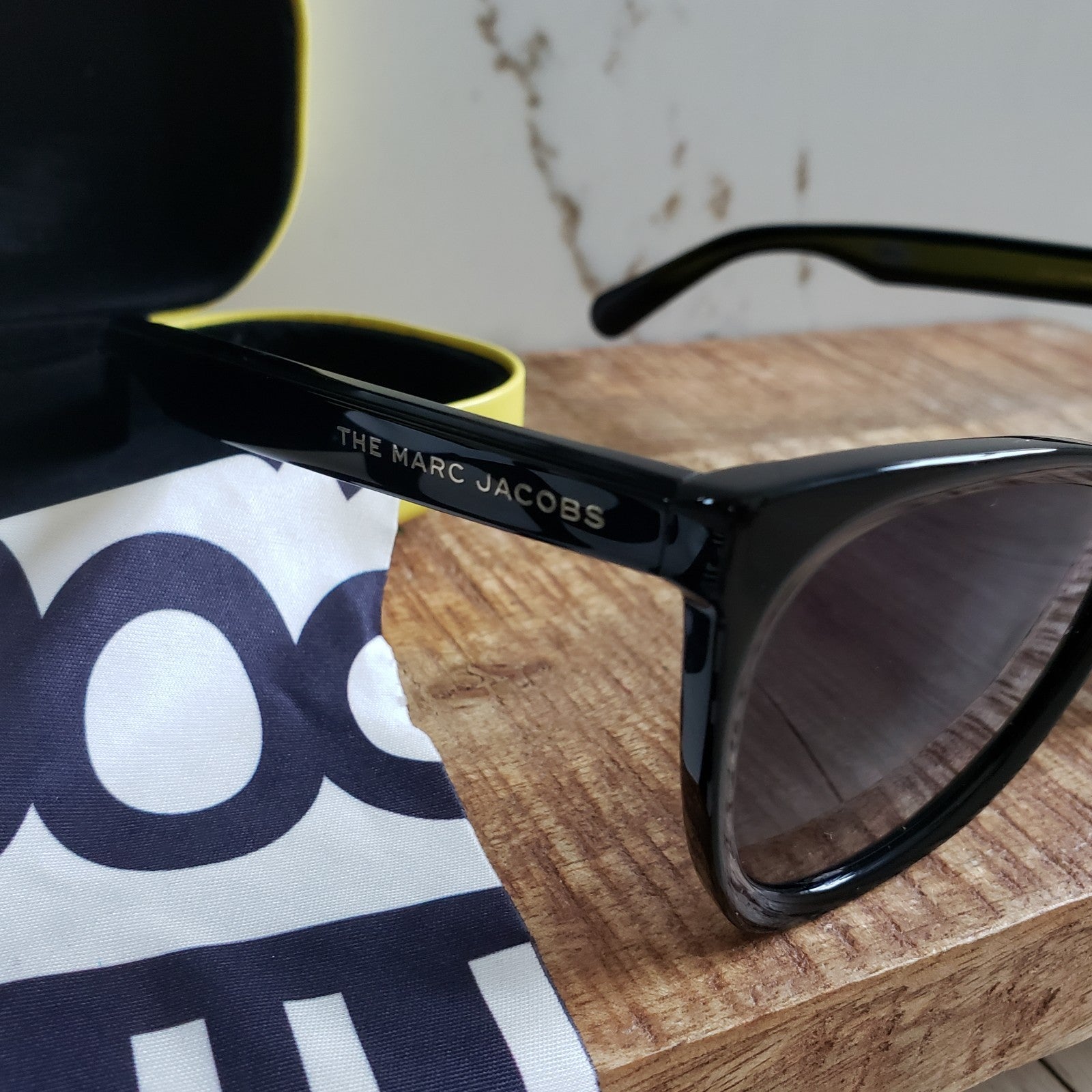 Marc Jacobs Sunglasses Womens Black Square Cat 3 Lens 506FS3