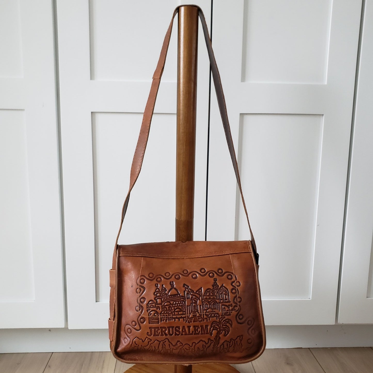 Holy Land Jerusalem Messenger Bag Unisex Medium Brown Leather Tooled Souvenir6
