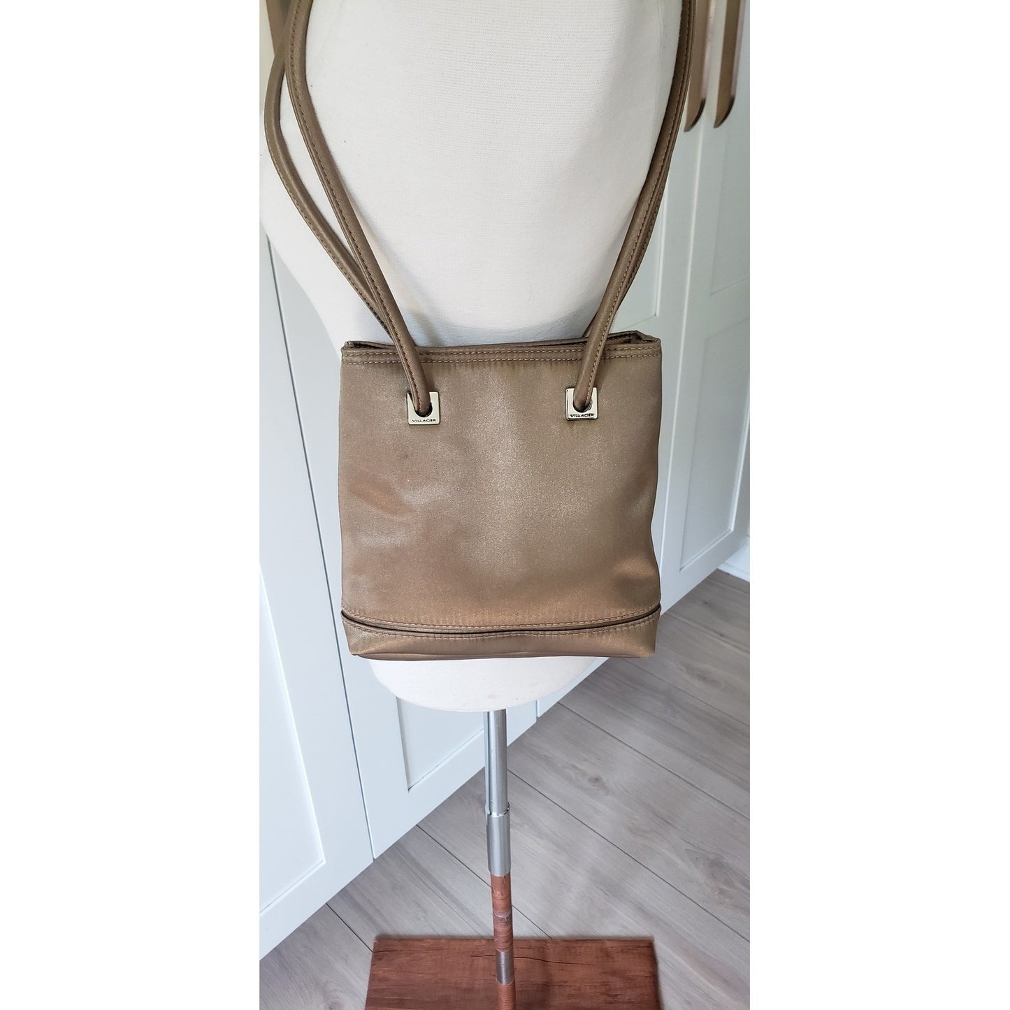 Vintage Liz Claiborne Shoulder Bag Womens Gold Metallic Mini Villager1